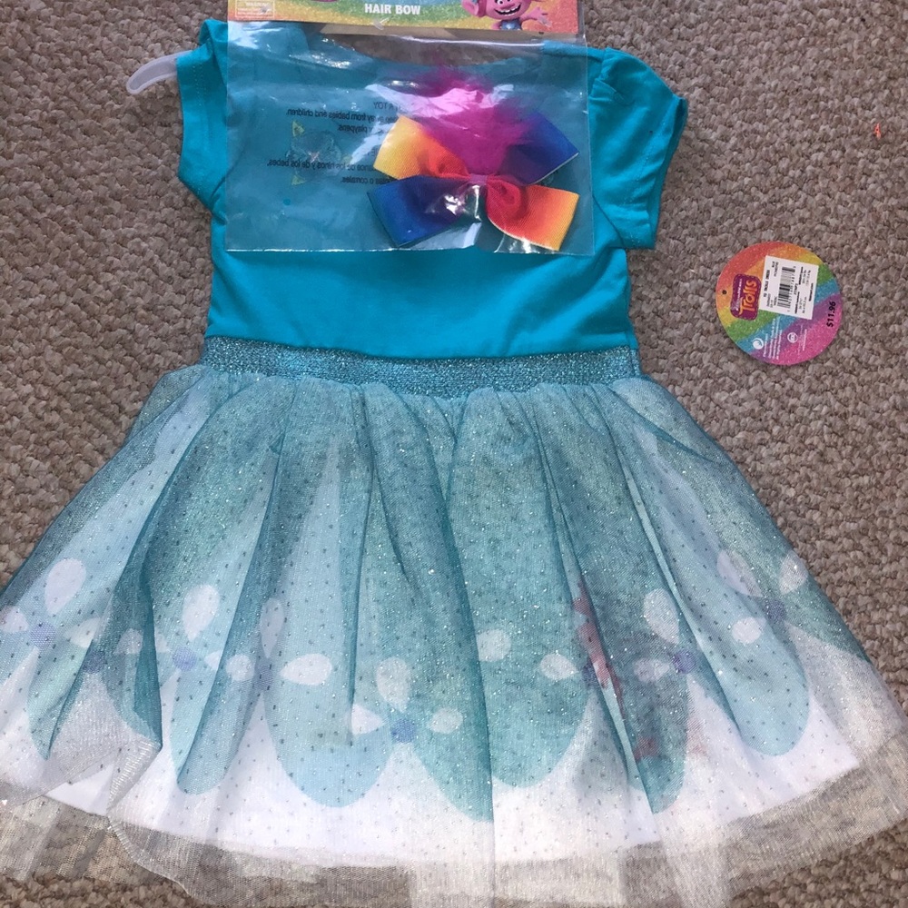 NWT troll dress with matching bow